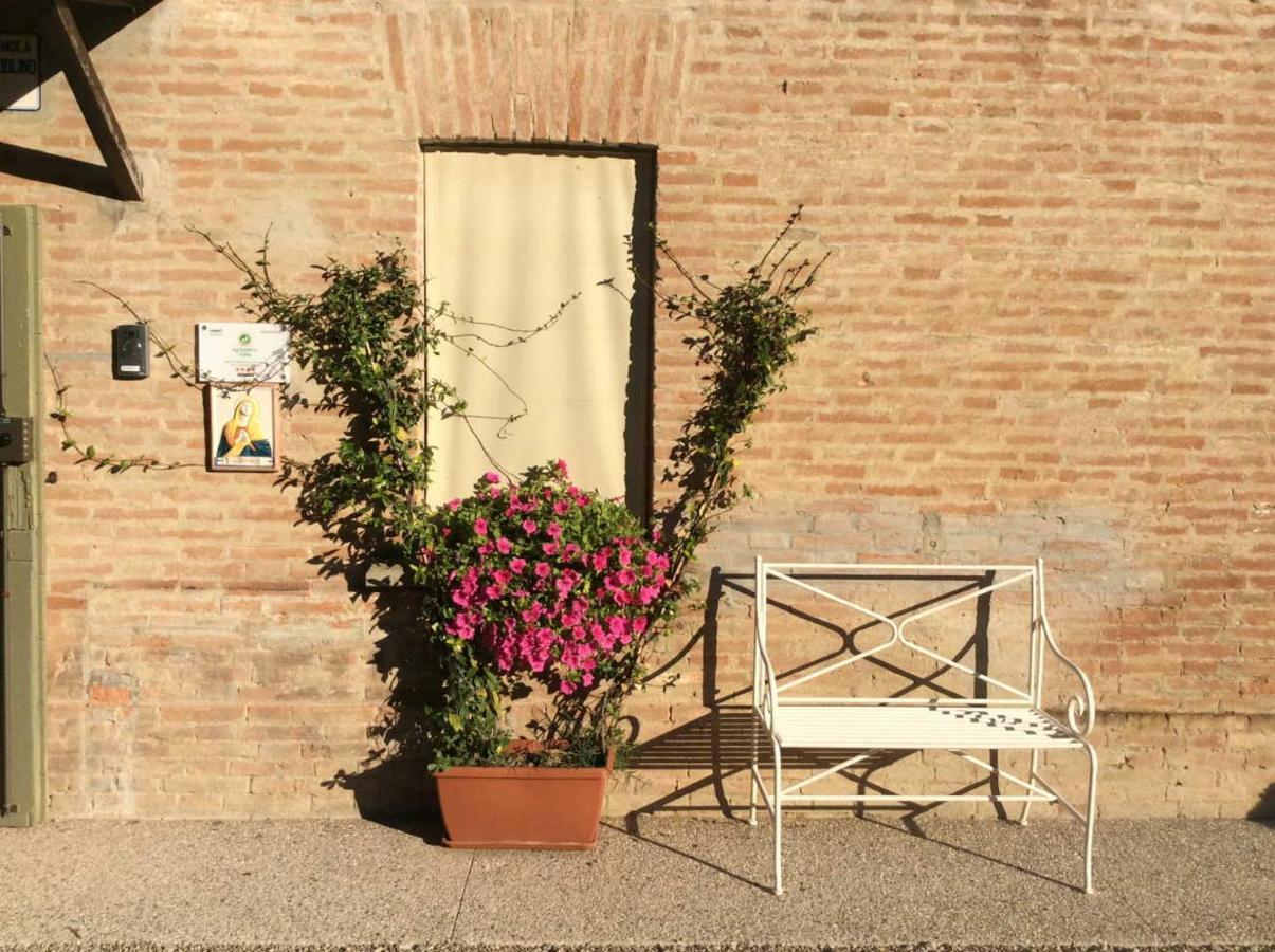 Agriturismo "La Fondazza" Imola Dış mekan fotoğraf